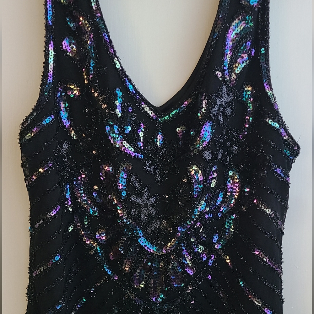 Elegant Black Sequin Flapper Dress 1920s Great Gatsby Style - Picture 4 of 16